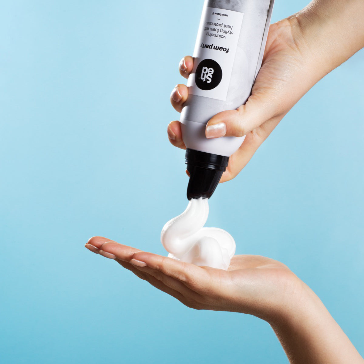 foam party volumising styling foam with heat protection 200ml